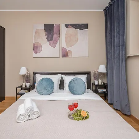 Apartment Lumina I Comfort 3-room With Parking & Balcony Warschau